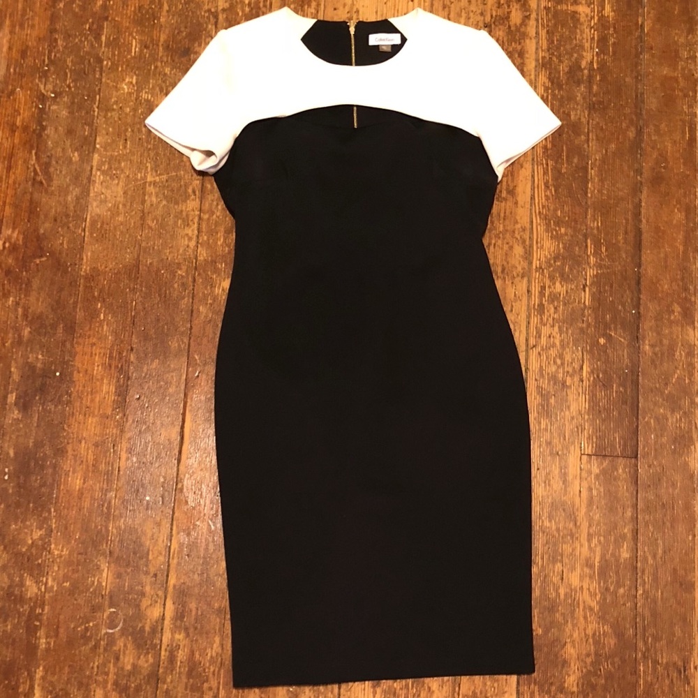 Key-hole scuba sheath dress